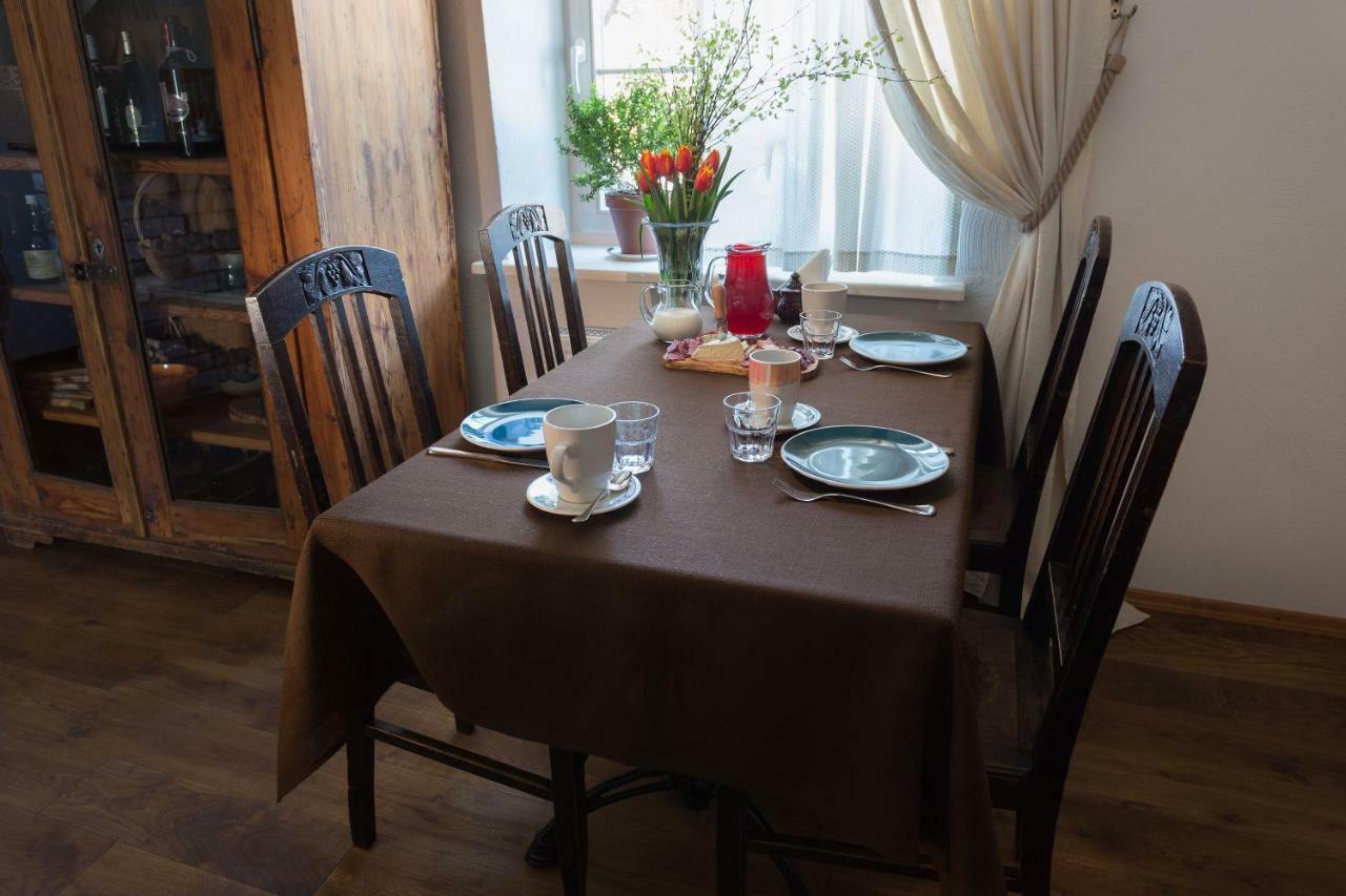 Divas Istabas Apartment Saldus Bagian luar foto
